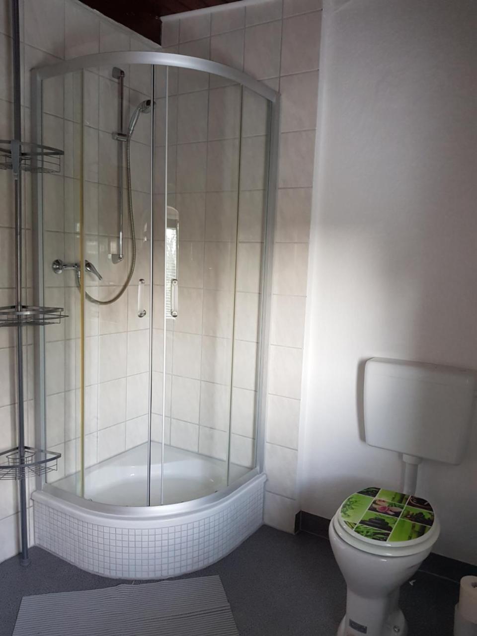 Haus Am Sachsenring Apartment Hohenstein-Ernstthal Bagian luar foto